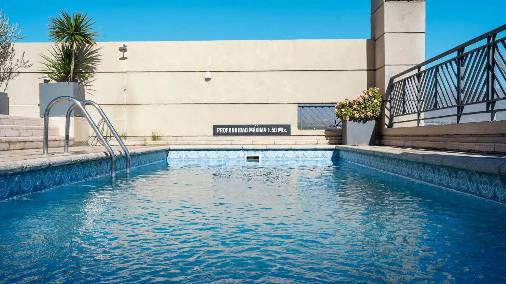 Amerian Executive Mendoza Hotel 4*,  Аргентина