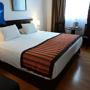 Hotel Mendoza Отель