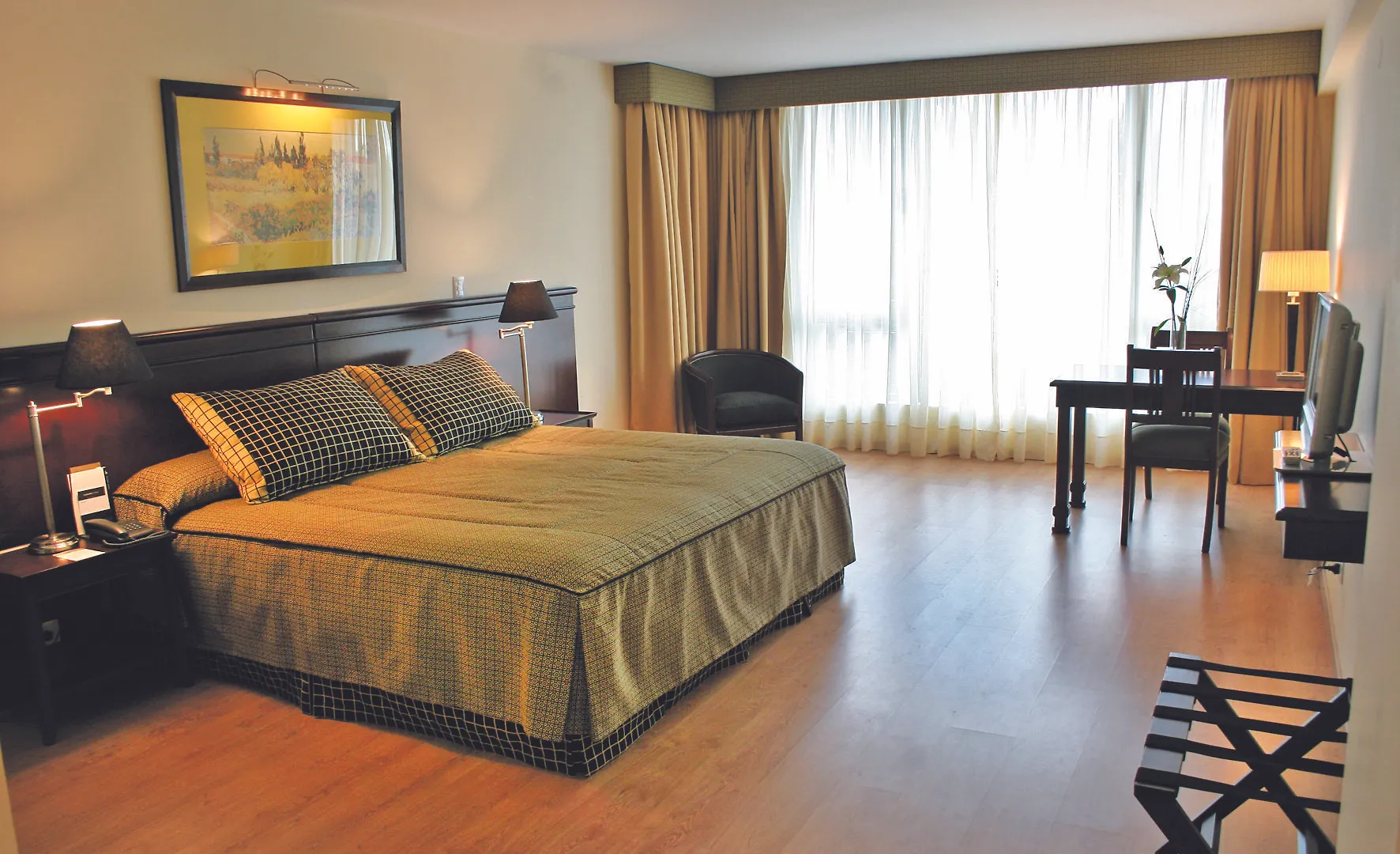 ****  Amerian Executive Mendoza Hotel Argentina