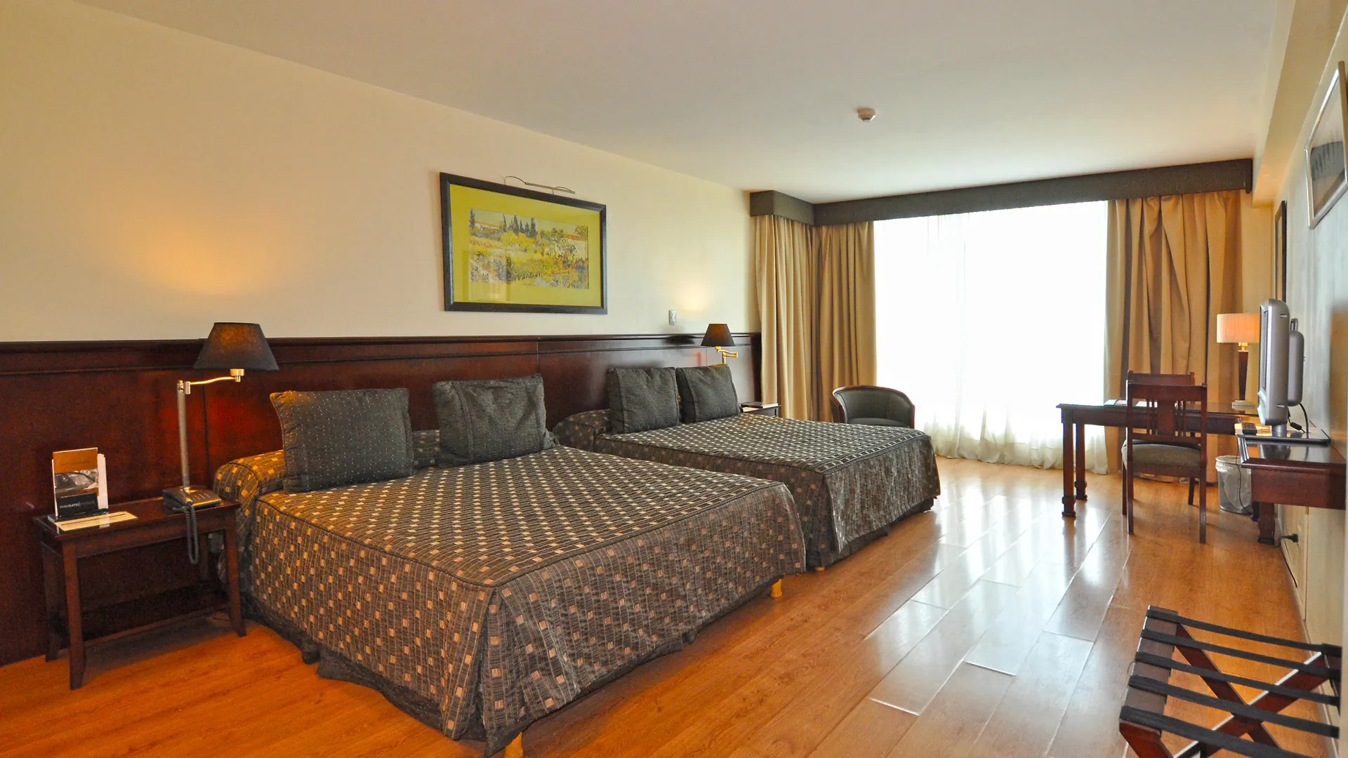 Amerian Executive Mendoza Hotel