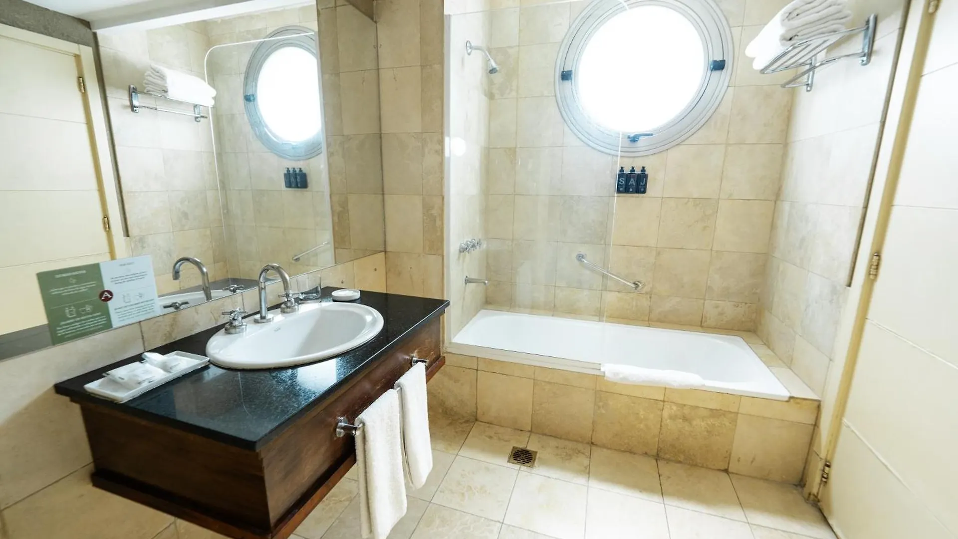 Amerian Executive Mendoza Hotel