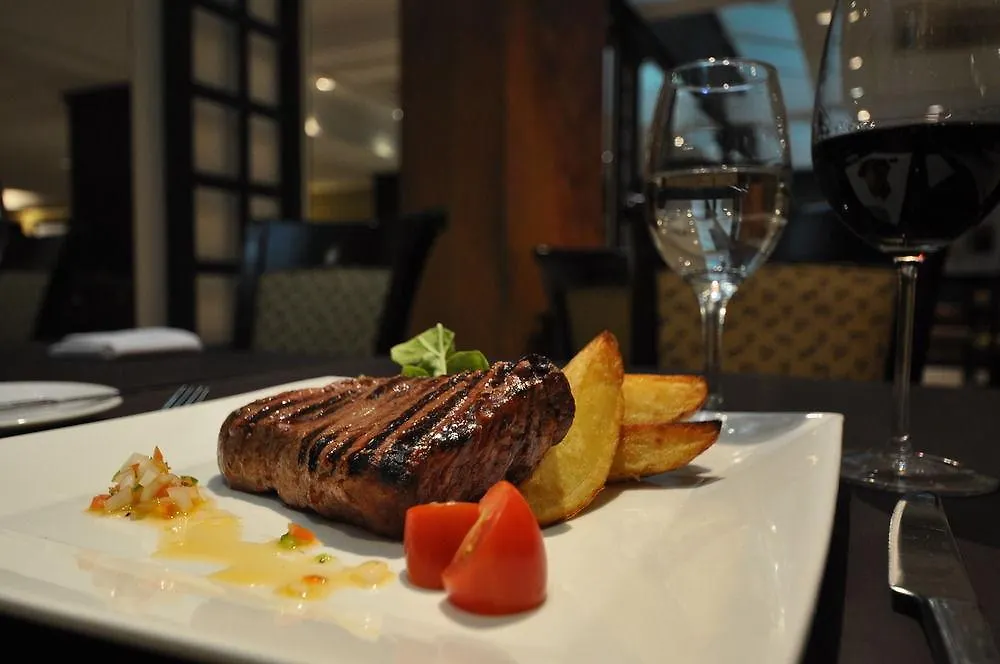 ****  Amerian Executive Mendoza Hotel Argentina