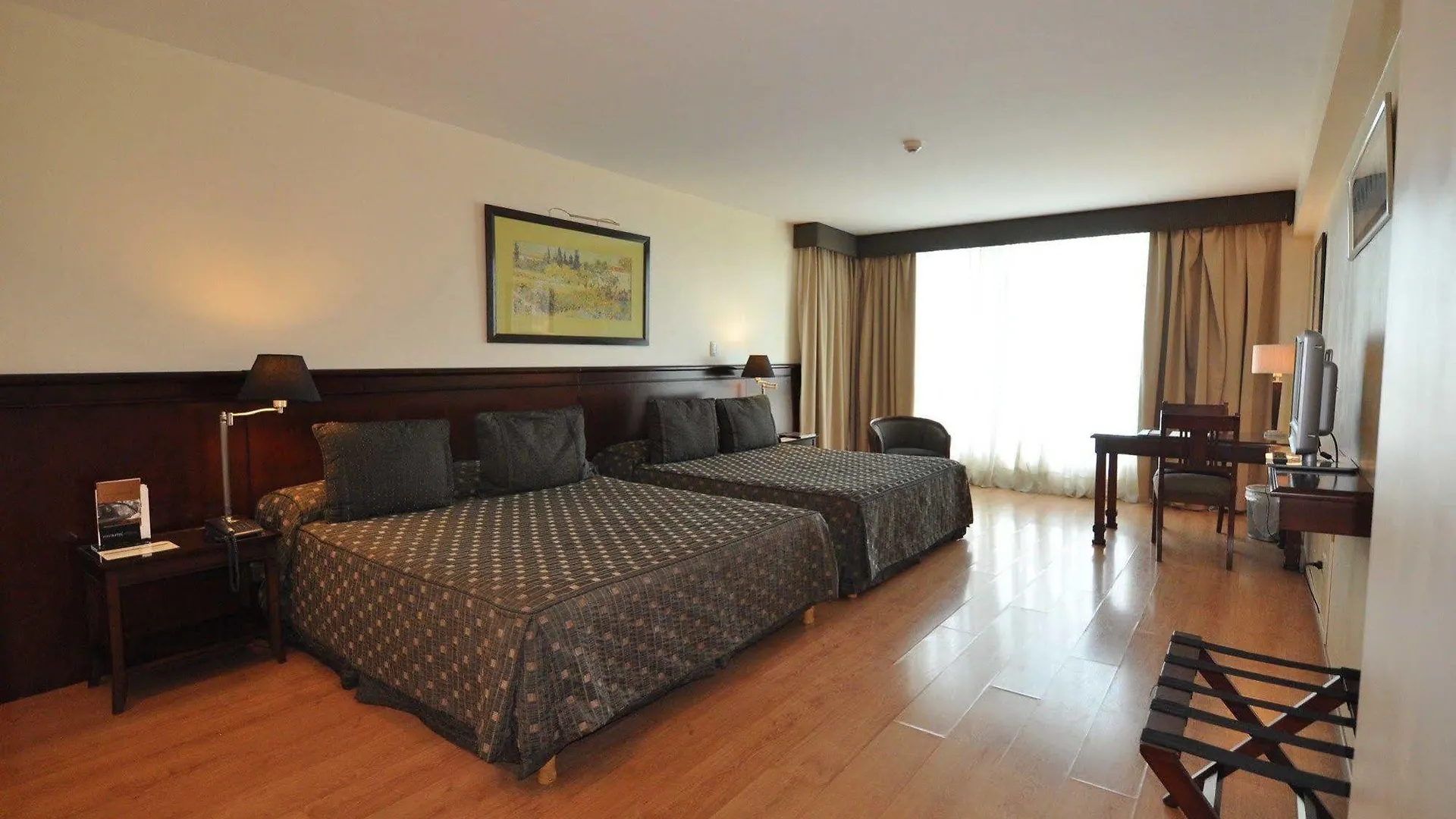 Amerian Executive Mendoza Hotel
