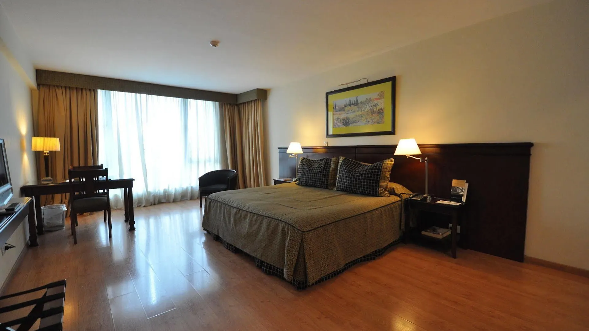 Amerian Executive Mendoza Hotel